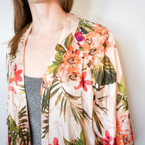KACHEL Anthropologie Floral Pink Kimono NWT - Picture 6 of 7
